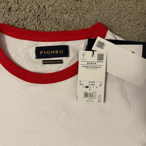 Piombo Short Sleeve Tee in White and Red - Picture 2 of 4